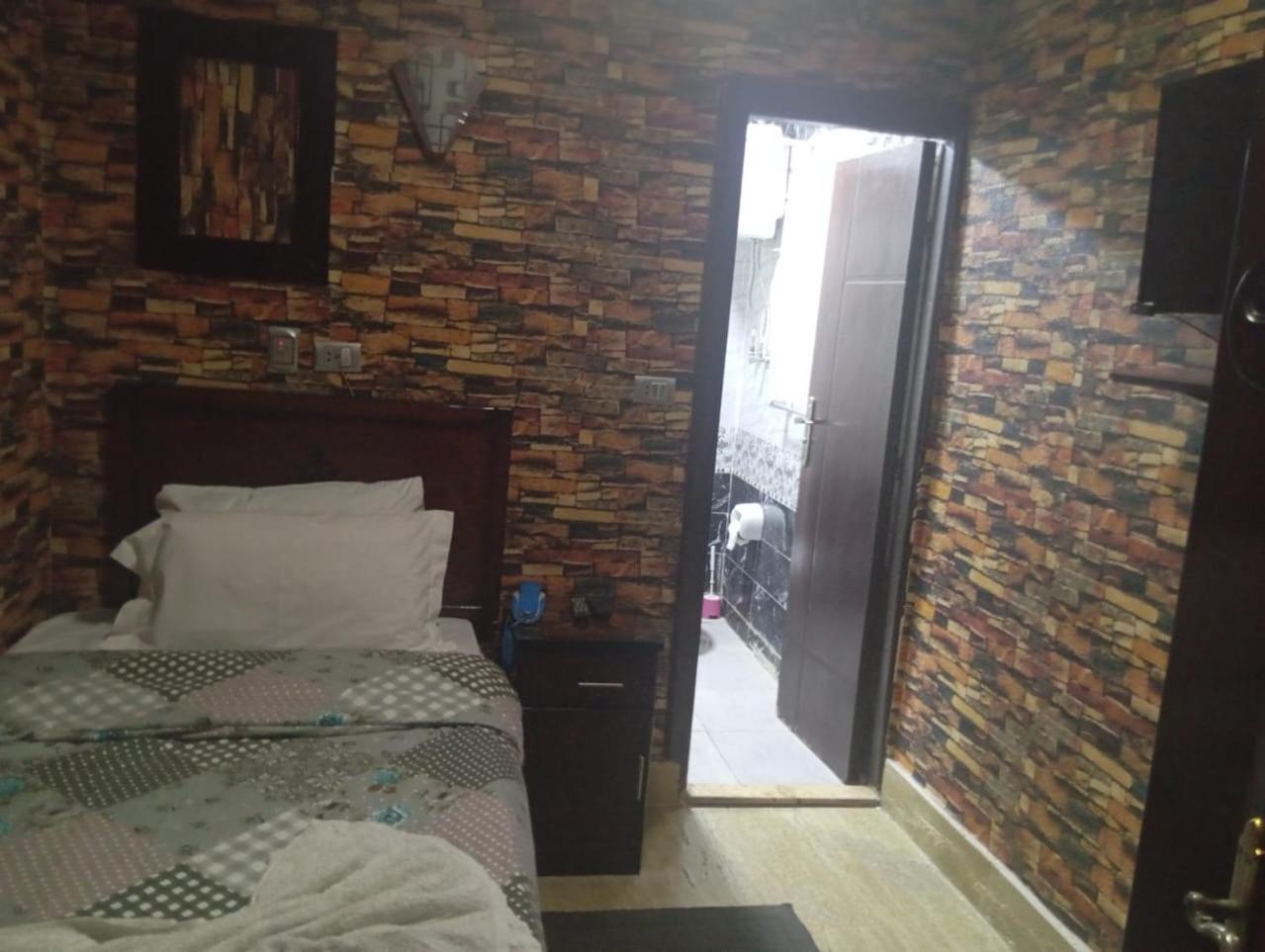 Hostal Grand