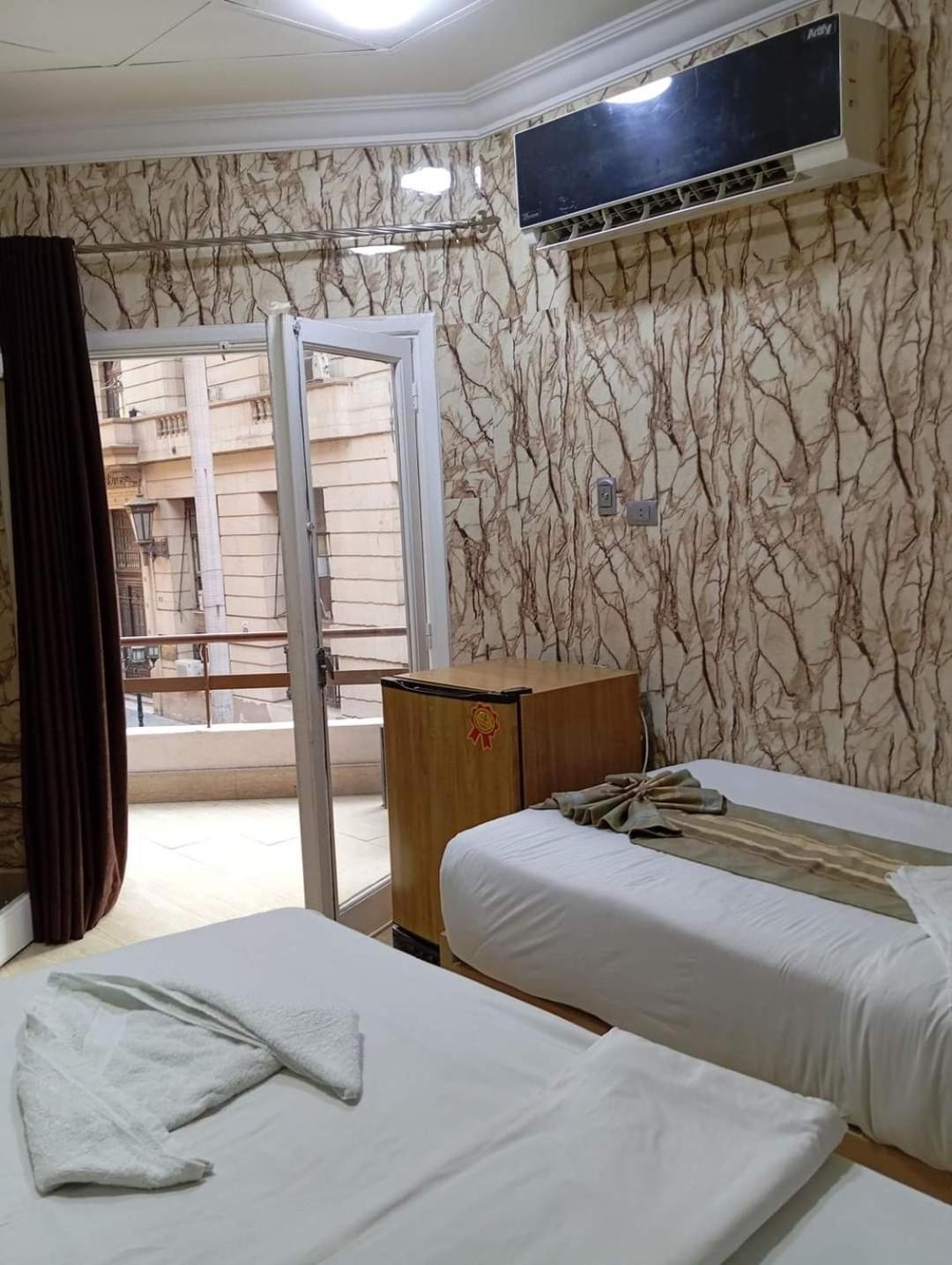 Grand Hostal